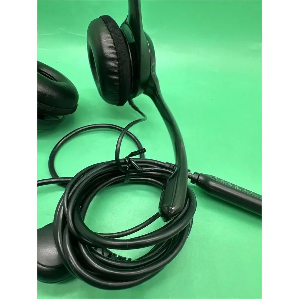 Nice Logitech Headset with Microphone & Gaming Wired With USB